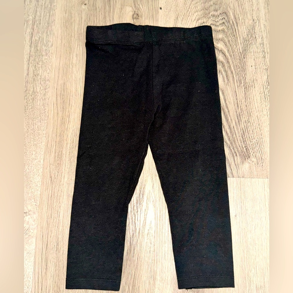 2t toddler girl black pair of leggings from Jessica Simpson collection